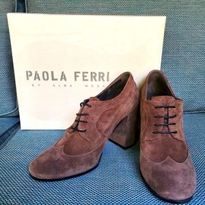 NWT Paola Ferri Lace Up Heel 37 / 7